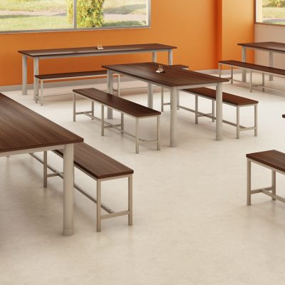 Mesa para refeitório com bancos inteiriços